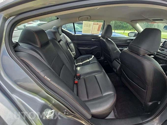 2020 Nissan Altima SR - miniatura 16