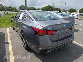 2020 Nissan Altima SR - miniatura 2