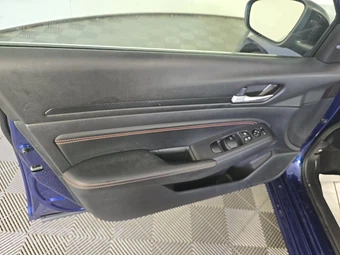 2020 Nissan Altima SR – miniatura 9