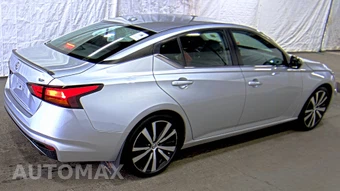 2020 Nissan Altima SR – miniatura 4