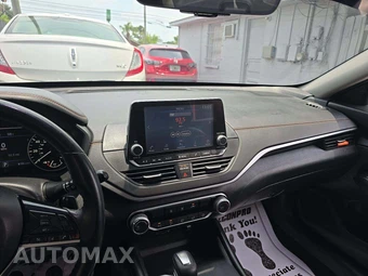 2020 Nissan Altima SR – miniatura 10