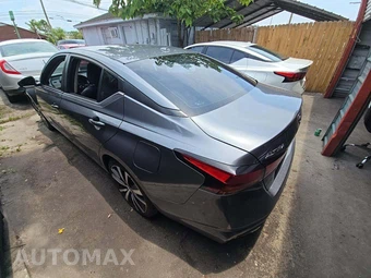 2020 Nissan Altima SR – miniatura 2