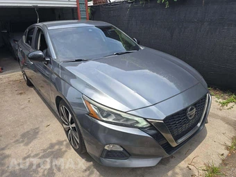 2020 Nissan Altima SR – miniatura 4