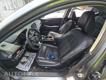 2020 Nissan Altima SR – miniatura 6