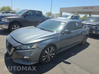 2020 Nissan Altima SR