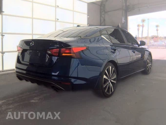 2020 Nissan Altima SR – miniatura 4