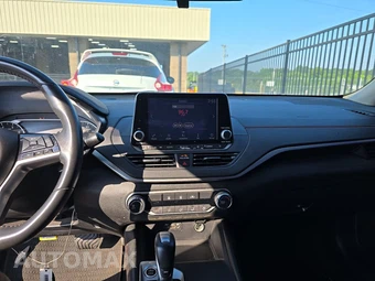 2020 Nissan Altima SR – miniatura 11