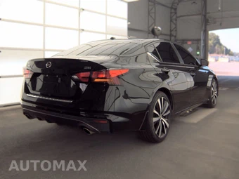 2020 Nissan Altima SR – miniatura 4