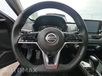 2020 Nissan Altima SR - miniatura 10
