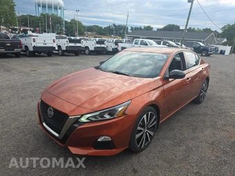 2020 Nissan Altima SR