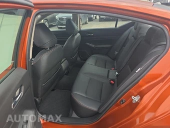 2020 Nissan Altima SR – miniatura 16
