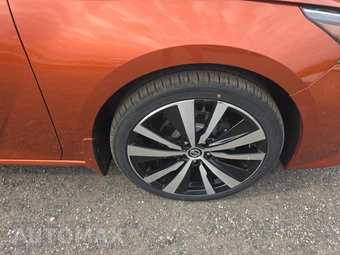 2020 Nissan Altima SR – miniatura 9