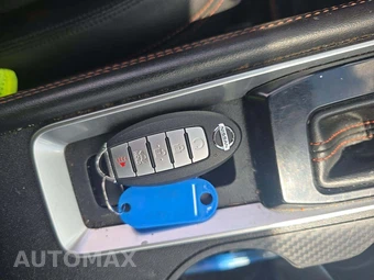 2020 Nissan Altima SR – miniatura 8