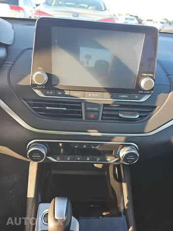 2020 Nissan Altima SV – miniatura 11