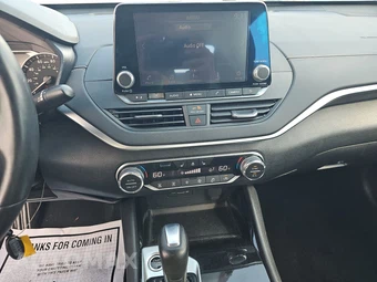 2020 Nissan Altima SV – miniatura 11