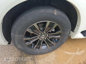 2020 Nissan Armada Platinum – miniatura 8
