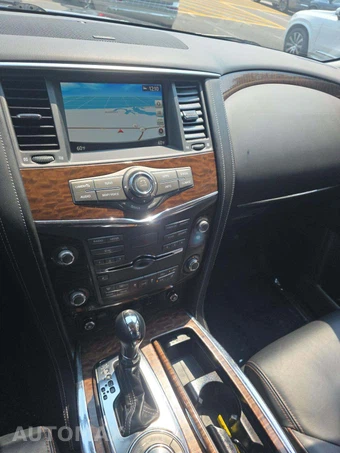 2020 Nissan Armada Platinum - miniatura 7