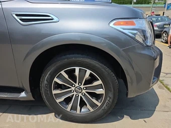 2020 Nissan Armada SL – miniatura 9