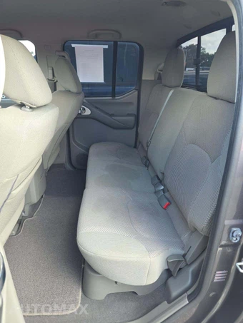 2020 Nissan Frontier SV Crew Cab Medium Bed – miniatura 13