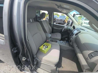 2020 Nissan Frontier SV Crew Cab Medium Bed - miniatura 15