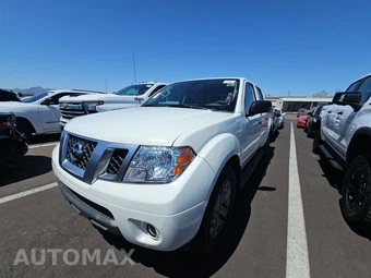 2020 Nissan Frontier SV Crew Cab Medium Bed