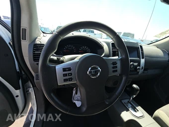 2020 Nissan Frontier SV Crew Cab Medium Bed – miniatura 10