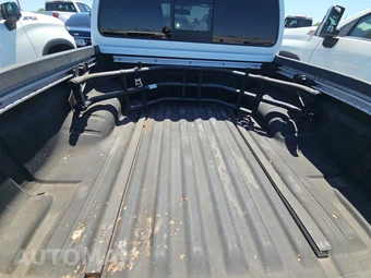 2020 Nissan Frontier SV Crew Cab Medium Bed – miniatura 16