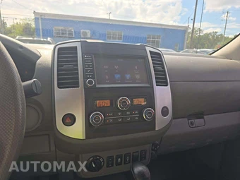 2020 Nissan Frontier SV Crew Cab Medium Bed – miniatura 10