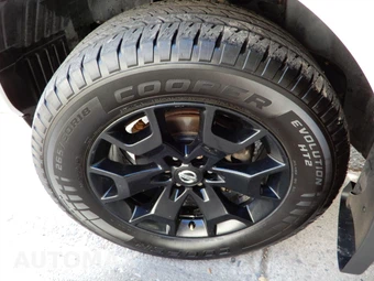 2020 Nissan Frontier SV Crew Cab Medium Bed - miniatura 24