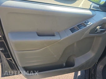2020 Nissan Frontier SV Crew Cab Medium Bed – miniatura 9
