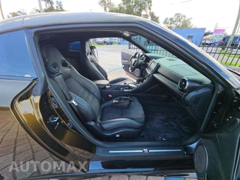 2020 Nissan GT-R Premium - miniatura 18