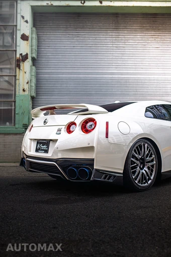 2020 Nissan GT-R Premium - miniatura 17