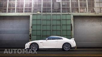 2020 Nissan GT-R Premium - miniatura 7