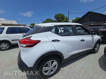 2020 Nissan Kicks S – miniatura 3