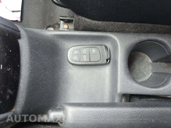 2020 Nissan Kicks S – miniatura 5