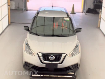 2020 Nissan Kicks S – miniatura 2