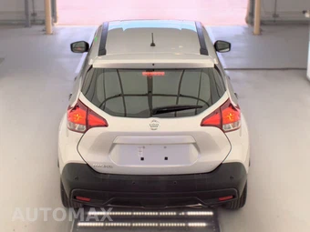 2020 Nissan Kicks S – miniatura 5