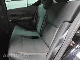 2020 Nissan Kicks S – miniatura 10