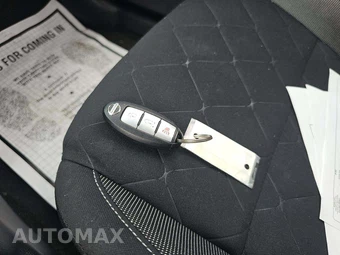 2020 Nissan Kicks S – miniatura 8