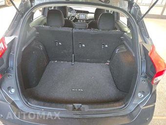 2020 Nissan Kicks S – miniatura 14