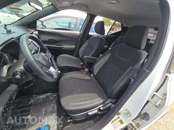 2020 Nissan Kicks S – miniatura 6