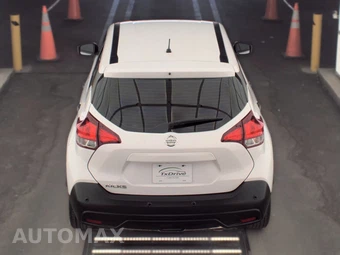 2020 Nissan Kicks S – miniatura 5
