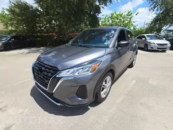 2020 Nissan Kicks S