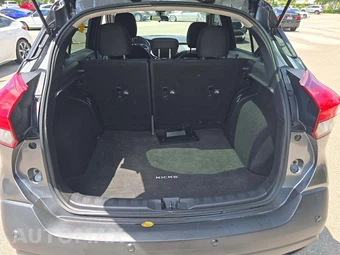 2020 Nissan Kicks S – miniatura 11
