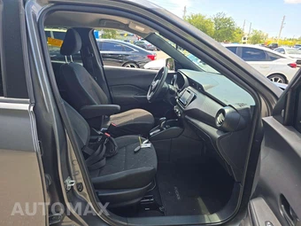2020 Nissan Kicks S – miniatura 15