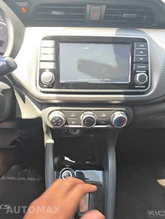 2020 Nissan Kicks S – miniatura 21