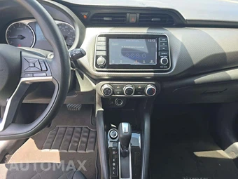 2020 Nissan Kicks S – miniatura 7