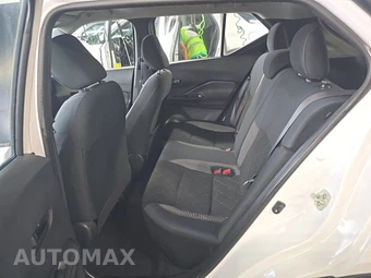 2020 Nissan Kicks S – miniatura 13