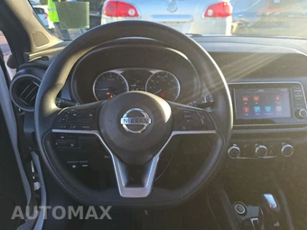 2020 Nissan Kicks S – miniatura 10