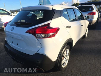 2020 Nissan Kicks S – miniatura 4